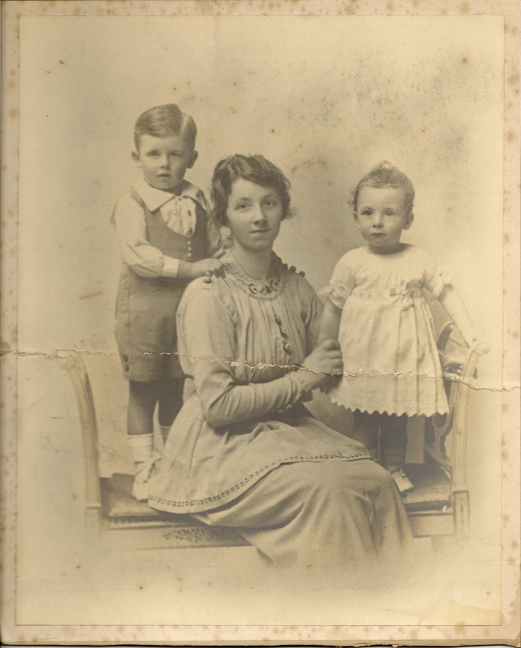 Annie May Stanton with sons Ron and Cliff